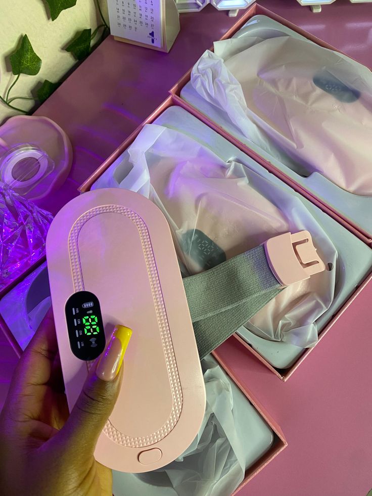 CINTURON CON CALOR Y MASAJE PARA COLICOS